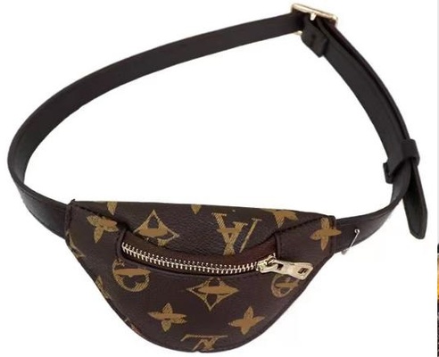 3 Аксессуары Сумочка поясная LV