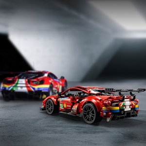 42125 Техник Ferrari 488 GTE "AF Corse №51"