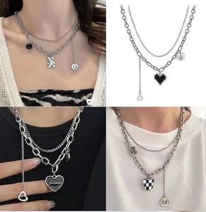 3 Аксессуары Цепочка с кулоном