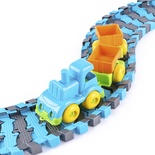 Игровой набор "Железная дорога с паровозом и вагонами" 